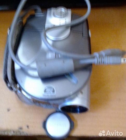 Видеокамера Samsung 1200