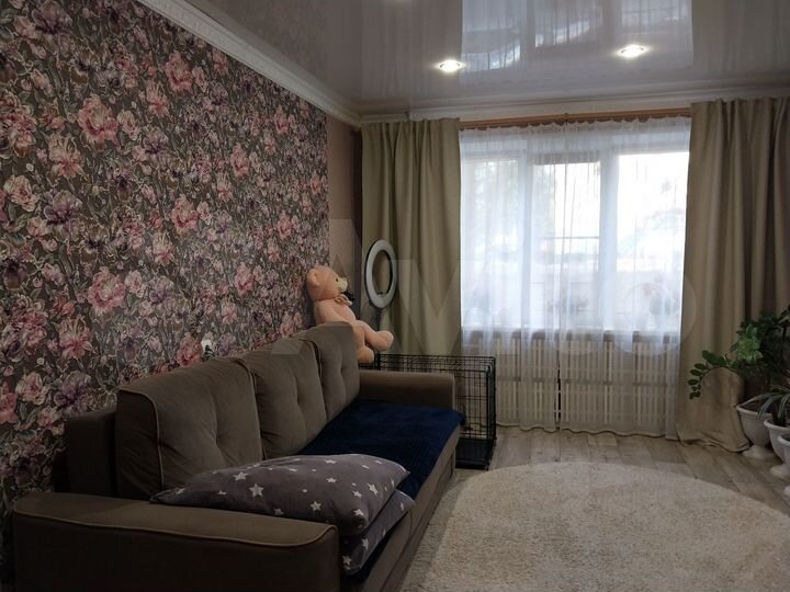 2-к. квартира, 54 м², 1/9 эт.