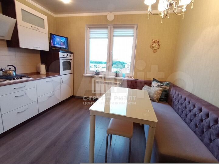 1-к. квартира, 47 м², 9/10 эт.