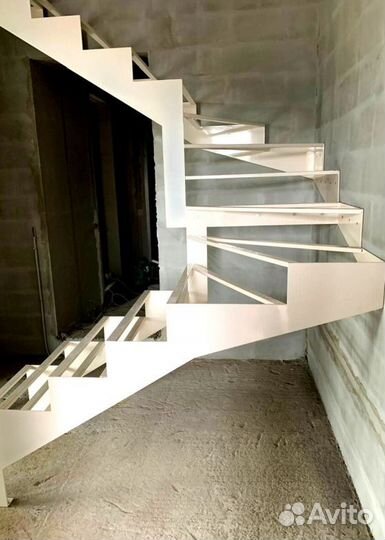 Металлоконструции для лестниц