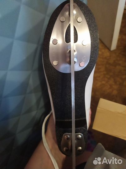 Коньки фигурные