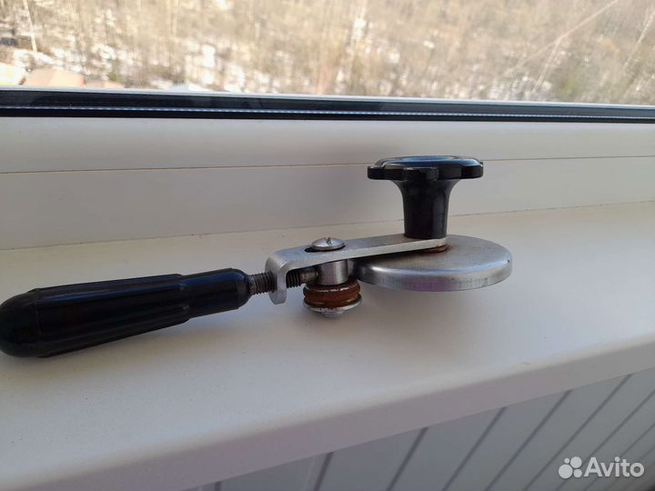 Закаточная машинка