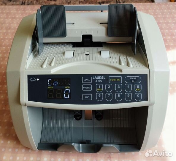 Счëтчик банкнот Laurel J-700