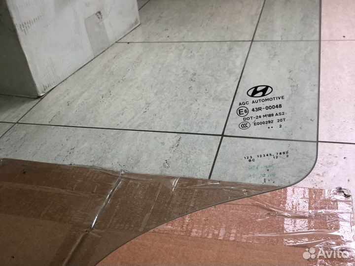 Стекло двери Hyundai Ix35