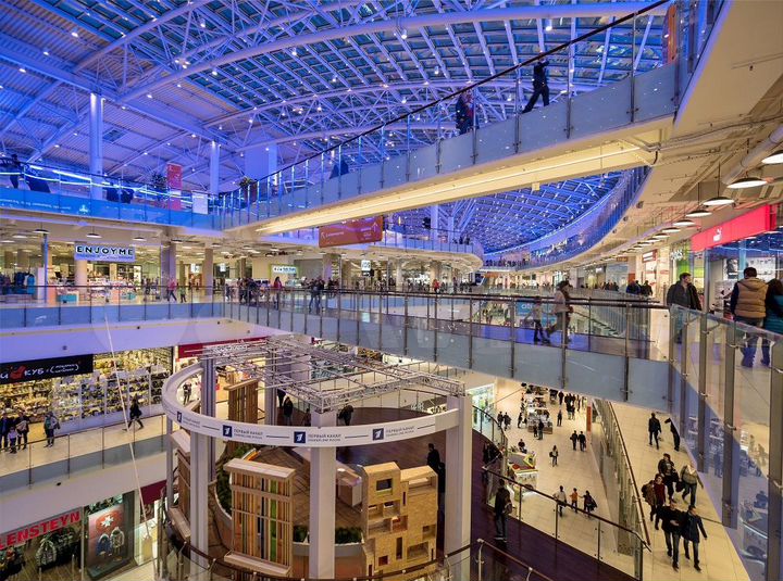 Аренда торгового помещения в ТЦ Авиапарк 130 м²