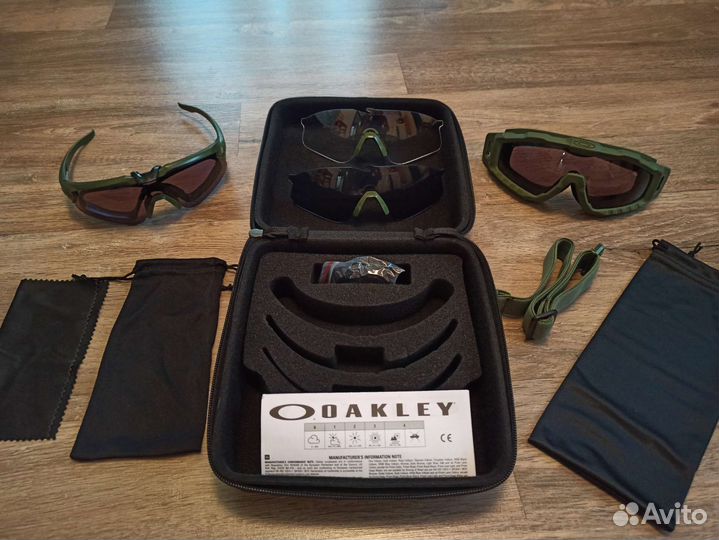Тактические очки Oakley