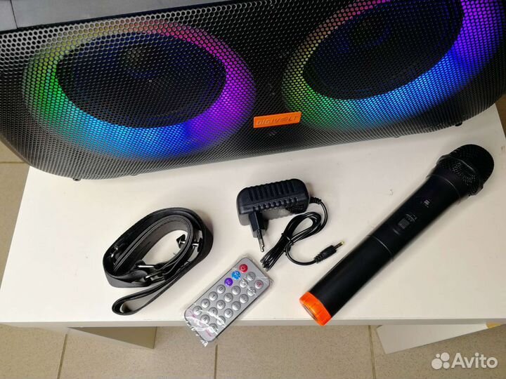 Портативная колонка Bluetooth микрофон караоке