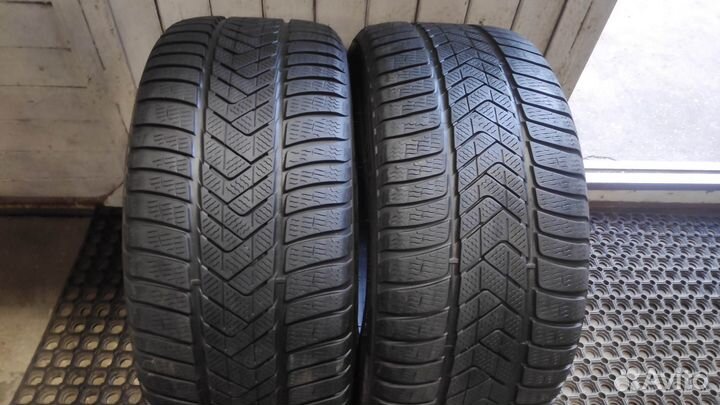 Pirelli Winter Sottozero 3 275/40 R18 200V
