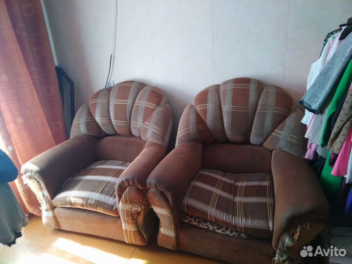 Диван и 2 кресла бу