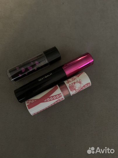 Губная помада