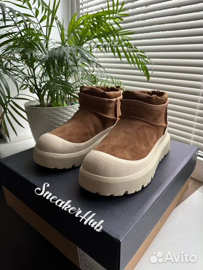 Ugg neumel weather hybrid