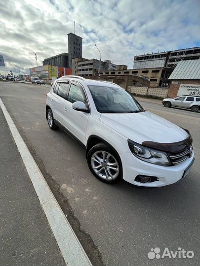 Volkswagen Tiguan 2.0 AT, 2012, 137 000 км