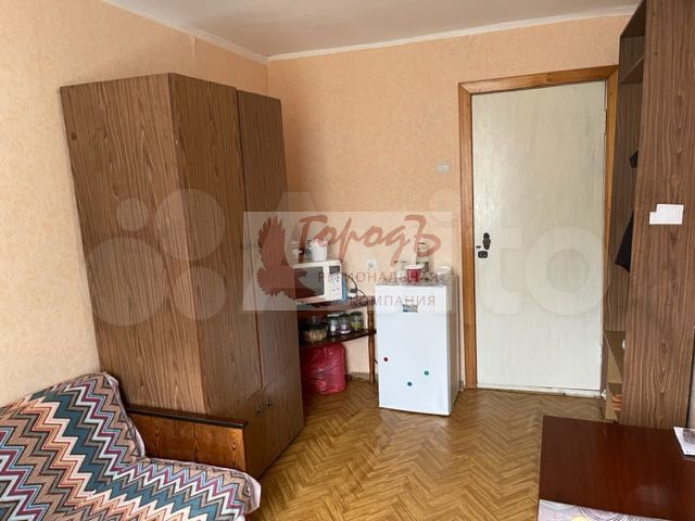 Комната 10,2 м² в 6-к., 1/5 эт.