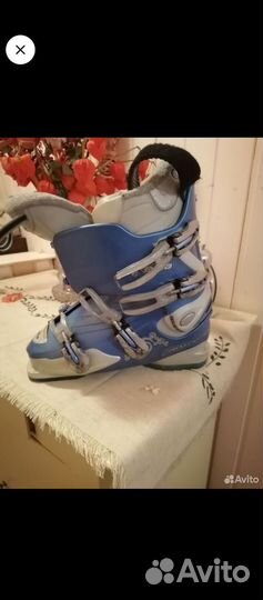 Ботинки для горных лыж женские