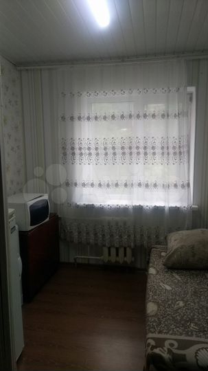 Комната 12 м² в 7-к., 2/2 эт.