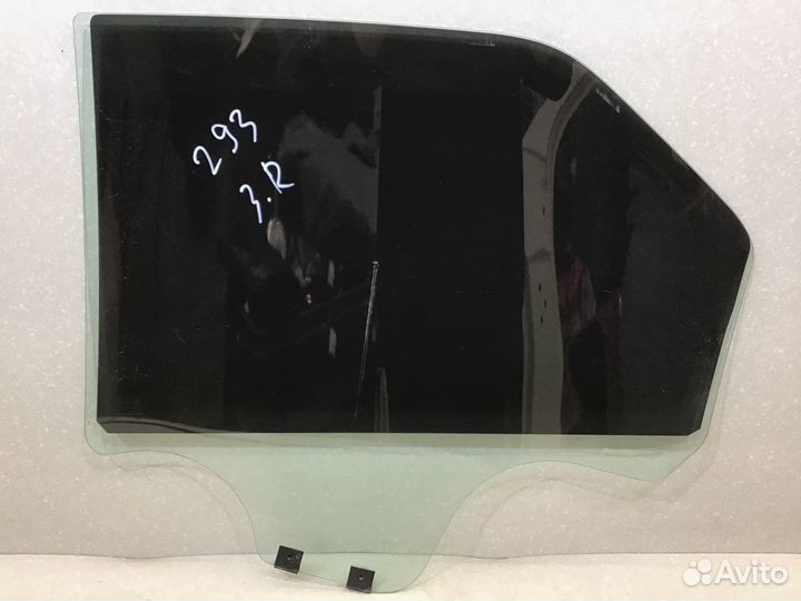 Стекло двери задней правой Renault Logan 2005-2014