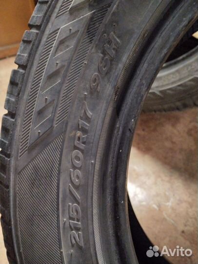 Hankook Dynapro HP RA23 215/60 R17