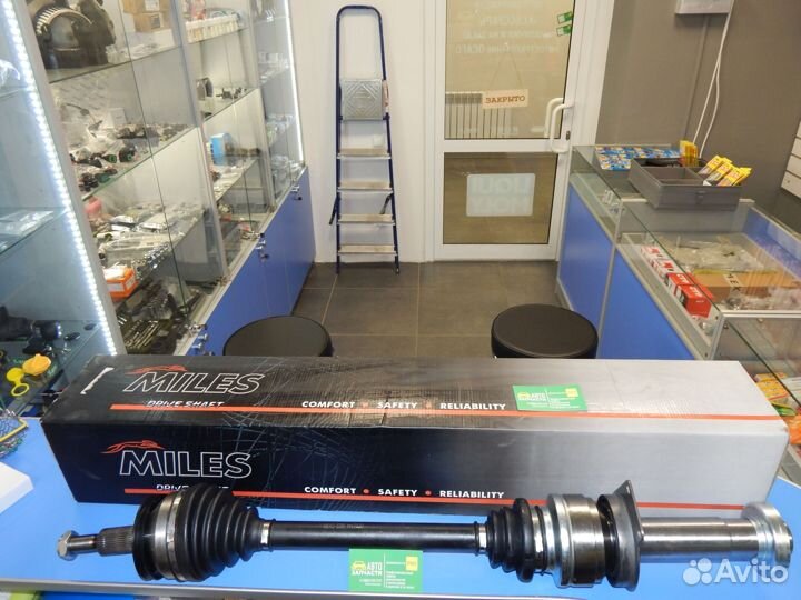 Привод правый Audi A4 Passat B5 ATQ 2.8, T5