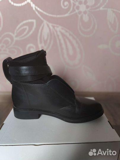 Ботинки демисезонные женские 38 размер