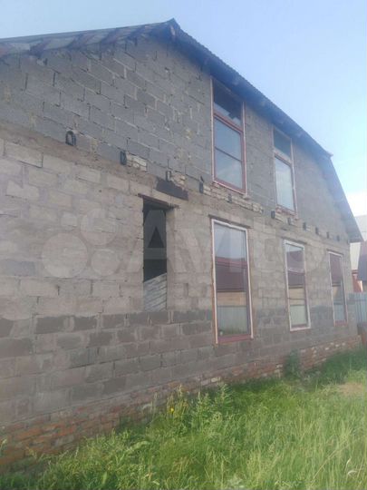 Дом 174 м² на участке 15 сот.