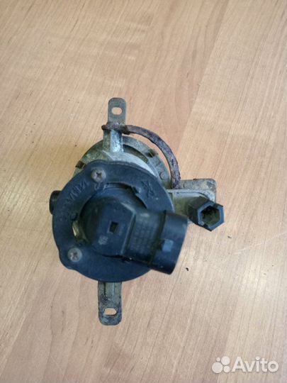 Фара противотуманная передняя левая Hyundai Sonata