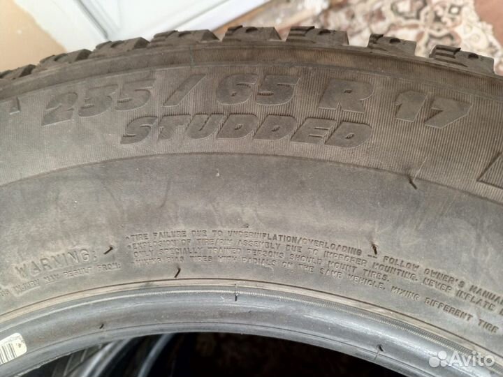 Michelin 4X4 A/T 235/65 R17