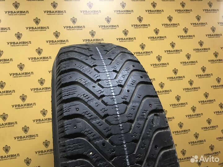 Goodyear UltraGrip 500 215/70 R16 100T