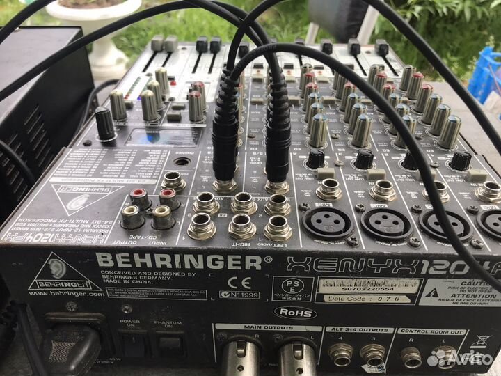 Акустические колонки, усилитель, микшер, стойки