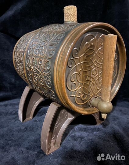 Бочонок для вина или коньяка