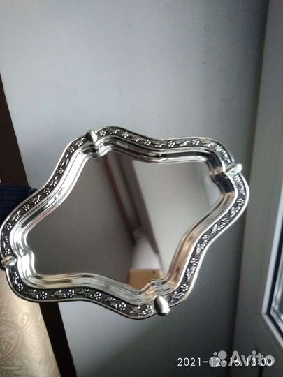 Стопки на подносе