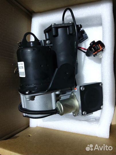 Компрессор пневмоподвески Land Rover Discovery 3