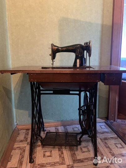 Швейная машина ножная Подольск