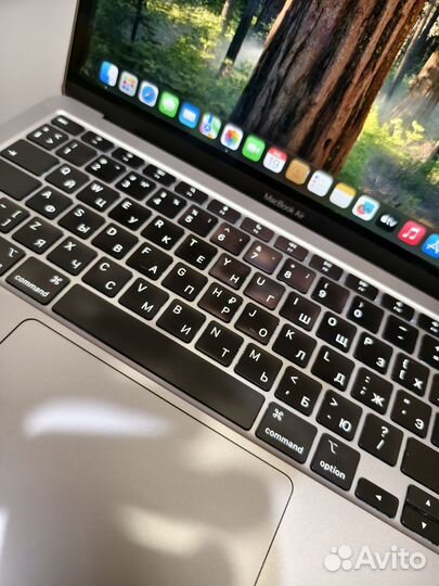 Ноутбук Macbook air 13 m1 8 256gb
