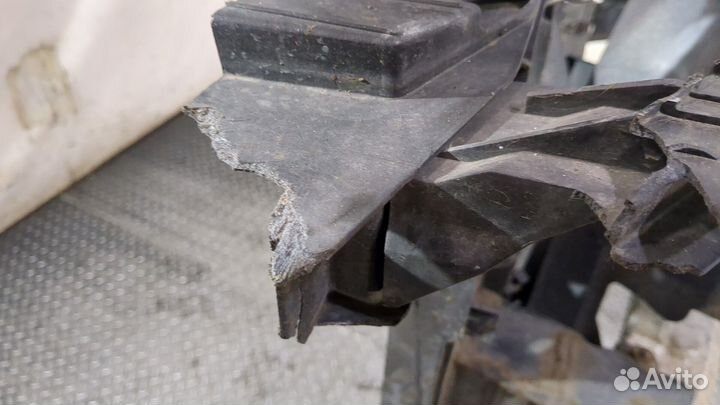 Рамка передняя Audi Q7