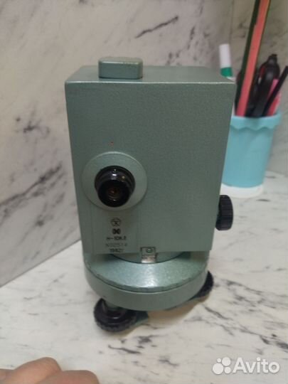 Нивелир basis