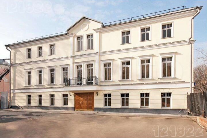 Представительский особняк класса А, 654 м²