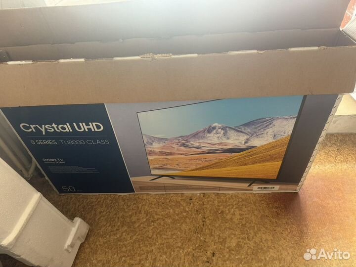 Samsung crystal uhd 50 дюймов SMART tv