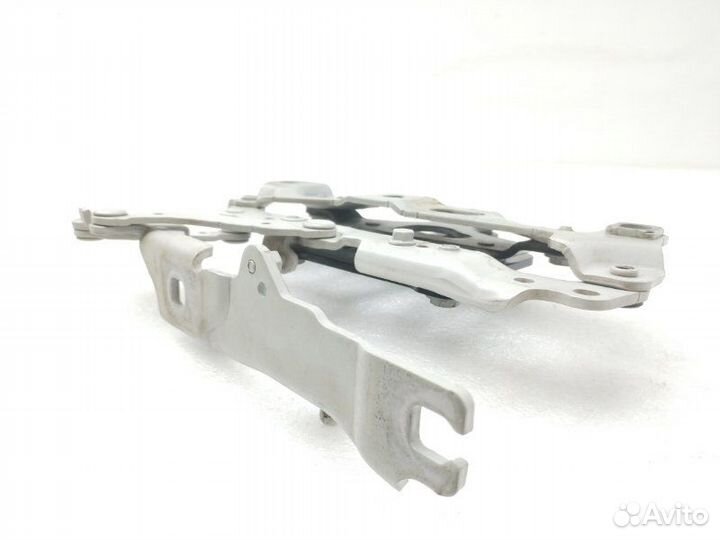 Петля капота левая Bmw 5-Series F10 3.0 2011