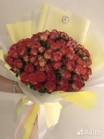 Букеты/цветы/розы/доставка цветов