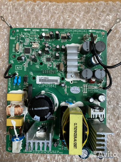 Усилители от Студийных монитор JBL LSR308