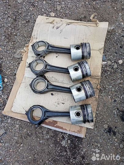 Поршень с шатуном д-65 юмз