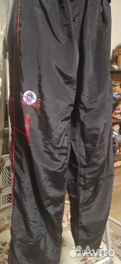 Форма для спорта, фитнеса