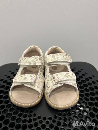 Сандалии детские 22 размер