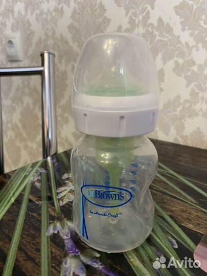 Бутылочка доктор Браун антиколиковая