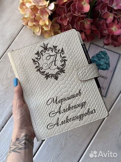 Ежедневник с гравировкой блокнот из кожи