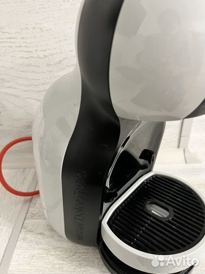 Кофемашина капсульная Dolce Gusto Krups KP123B10