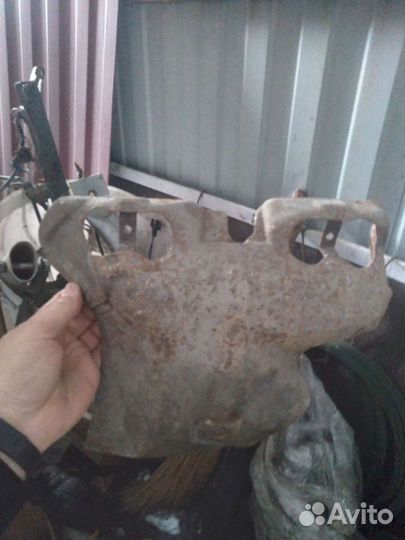 Выпускной коллектор ford galaxy1 dohc 2.0