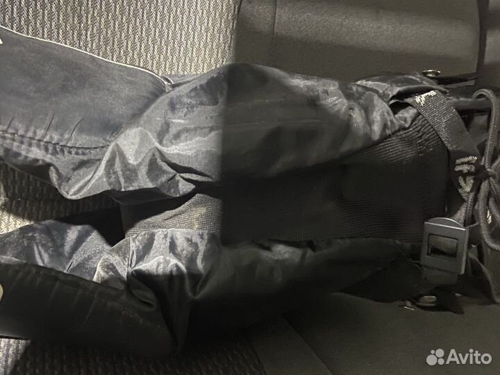 Продам хоккейную эккипировку