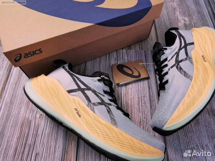 Кроссовки asics superblast