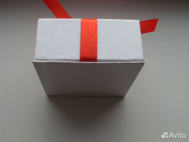 Коробочки подарочные для украшений